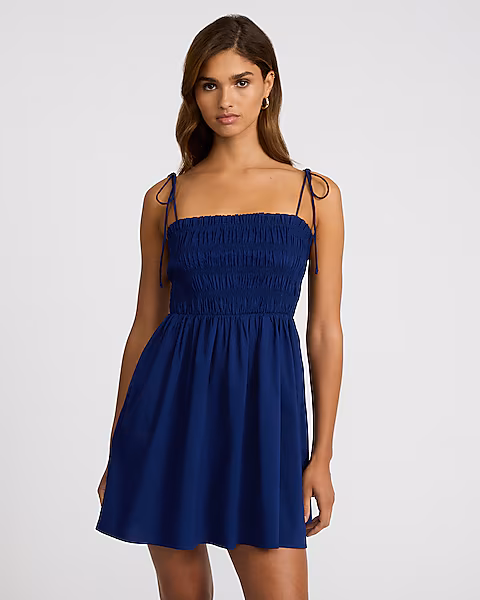 Classic Izzy Midi Dress